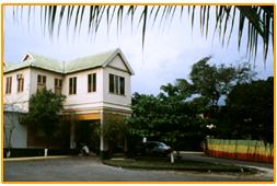 Son autre maison a Kingston en Jamaique